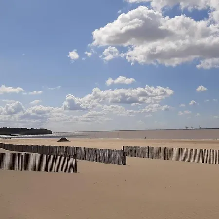 Apartment Le Petit Bleu De Didonne 28m2 150 M De La Avec Balcon *